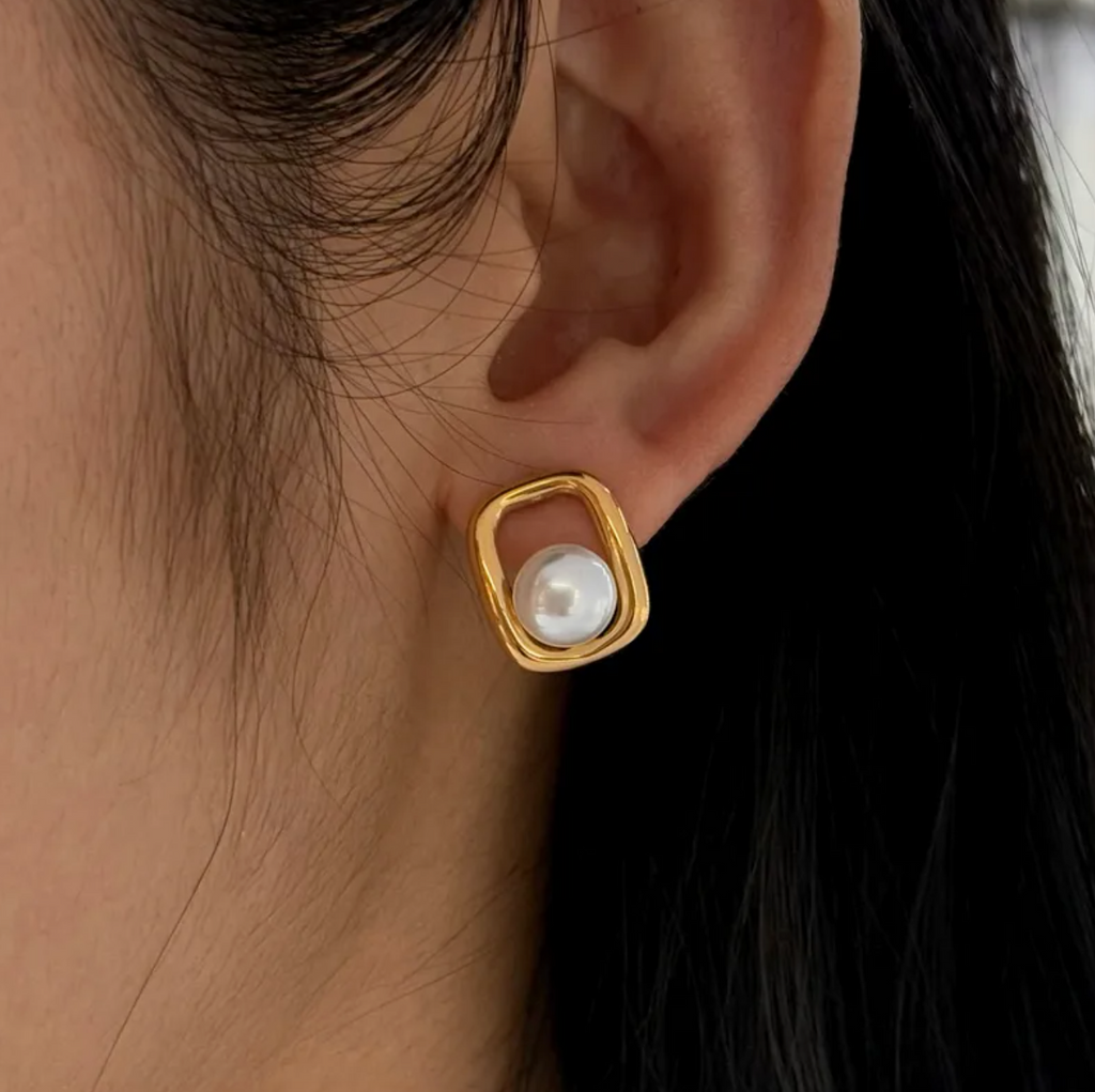 Pearl Studs Real Gold Plated 316 Stainless Steel Ion Plating (IP) Waterproof Non Tarnish Romantic Earrings