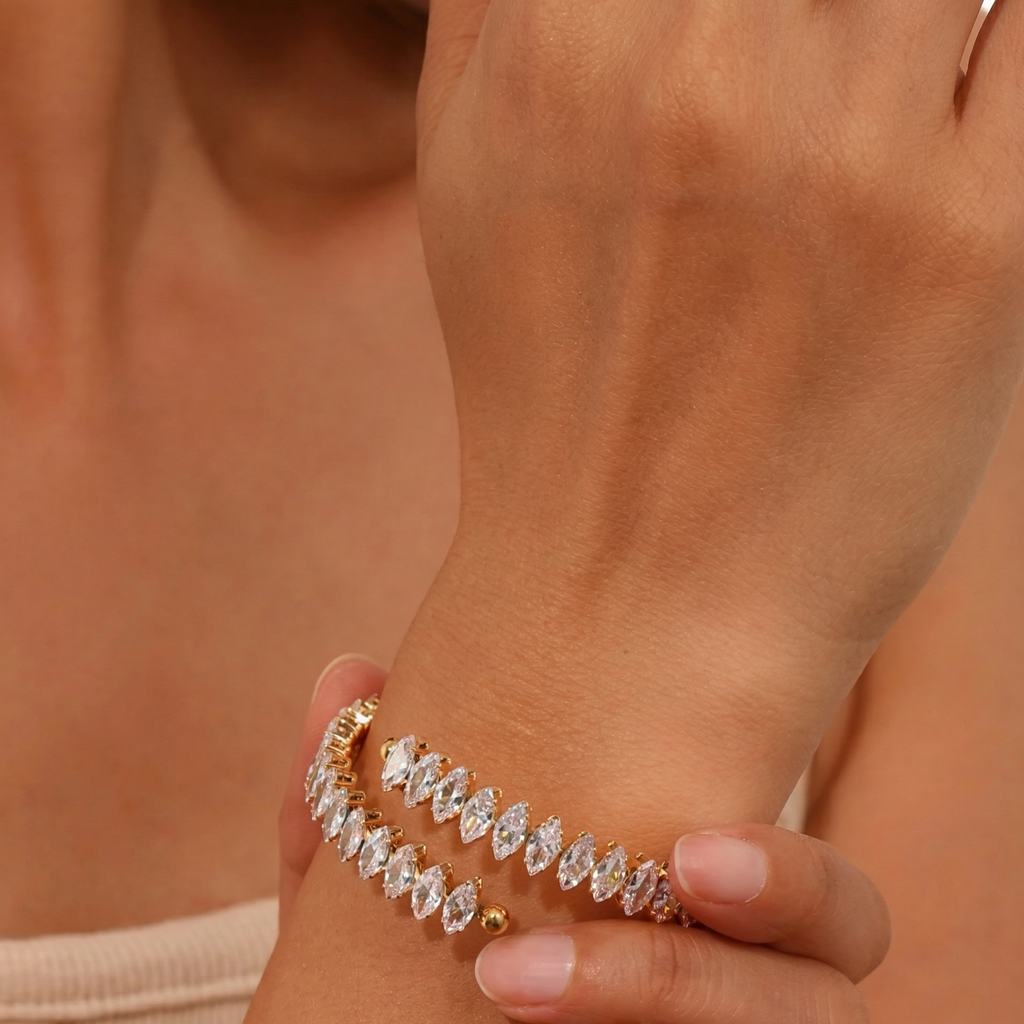 Water Droplets Classic Style Bracelet PVD Coated Real Gold Plated 18K Gold 304 Stainless Steel Waterproof Non Tarnish