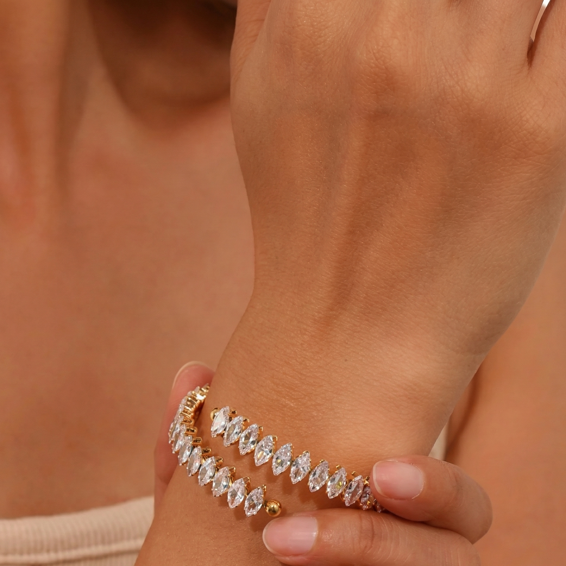 Water Droplets Classic Style Bracelet PVD Coated Real Gold Plated 18K Gold 304 Stainless Steel Waterproof Non Tarnish
