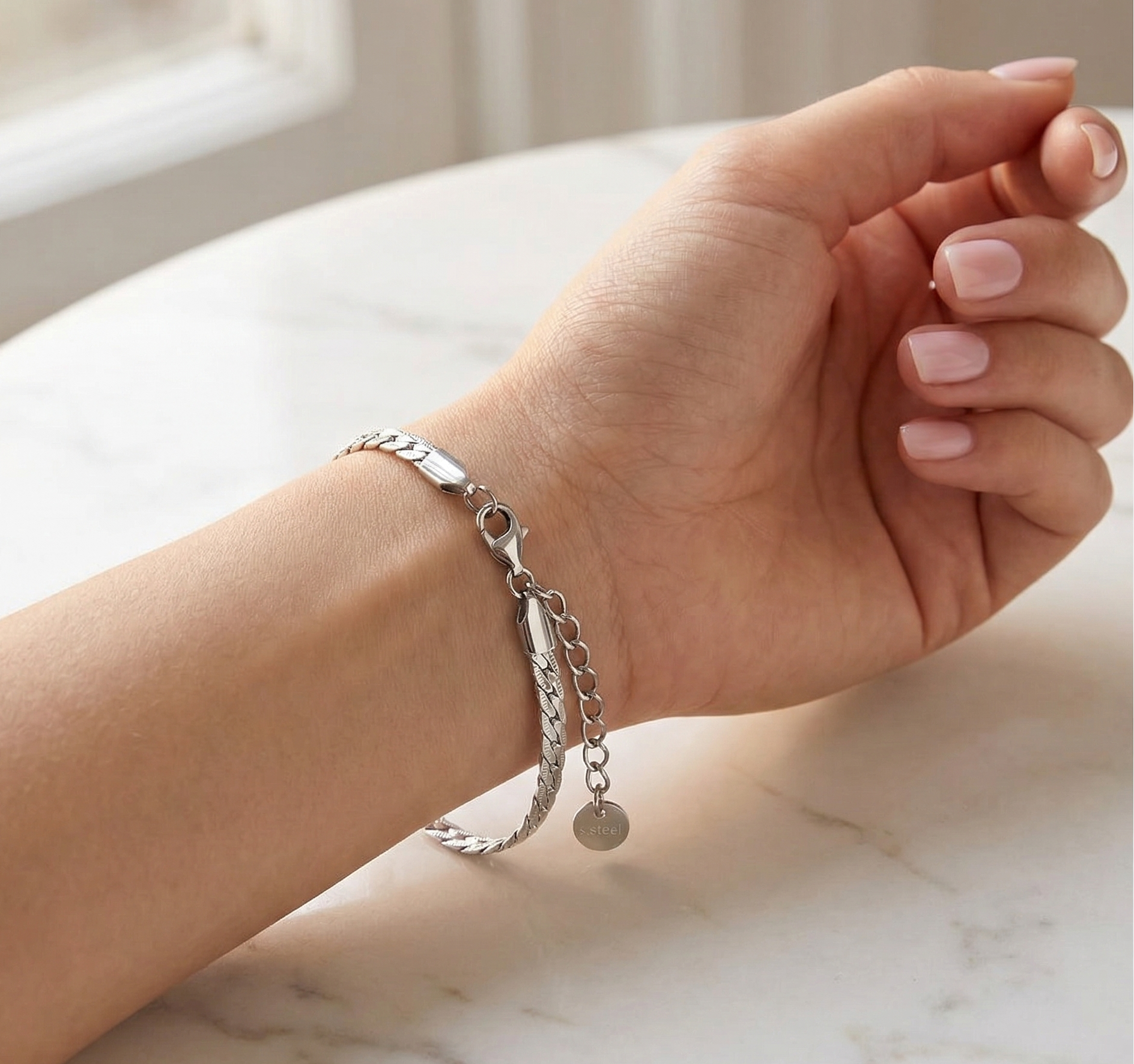 Silver Coloured Bracelet PVD Coated Real Gold Plated 16K White Plating 304 Stainless Steel Modern Waterproof Non Tarnish Bracelet