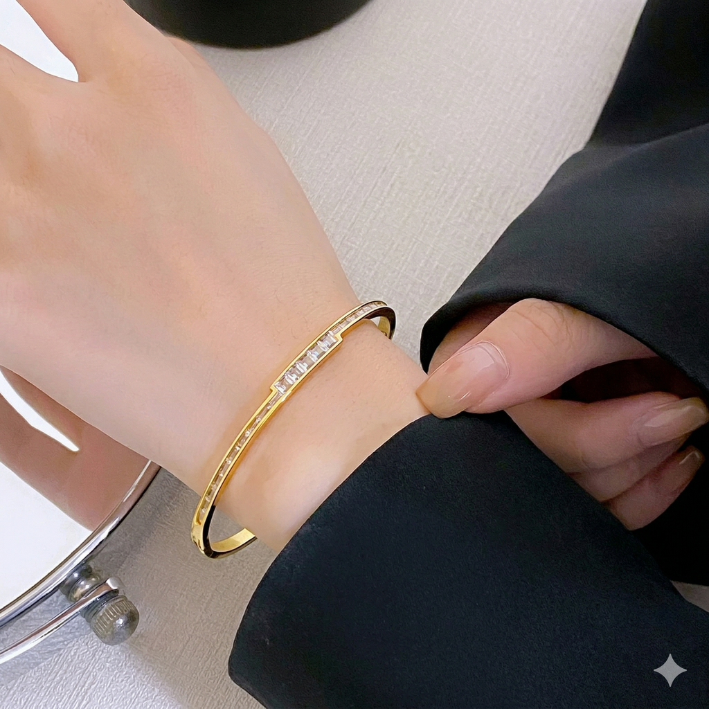 Inlay Zircon Bangle 18K Gold Plated Lady